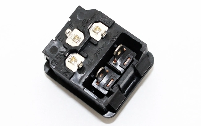 AC250V 10A 3 Pins Terminals Panel Mount IEC C14 Male Inline Adapter Plug Power Socket Connectors UL CE CCC En